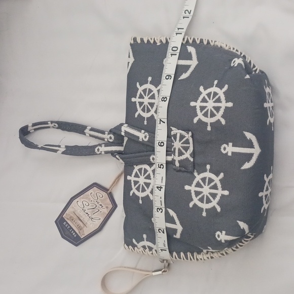 BLUE WITH WHITE ANCHOR AND SHIPS WHEEL DESIGN SATCHEL HANDBAG - Picture 3 of 5
